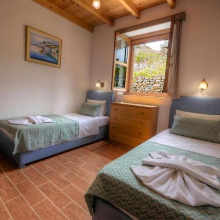Stone Villa I In Petres Petres  المظهر الخارجي الصورة