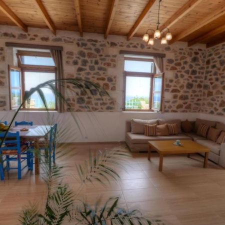 Stone Villa I In Petres Petres  المظهر الخارجي الصورة