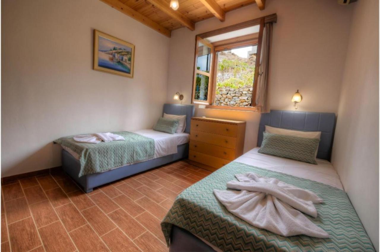 Stone Villa I In Petres Petres  المظهر الخارجي الصورة