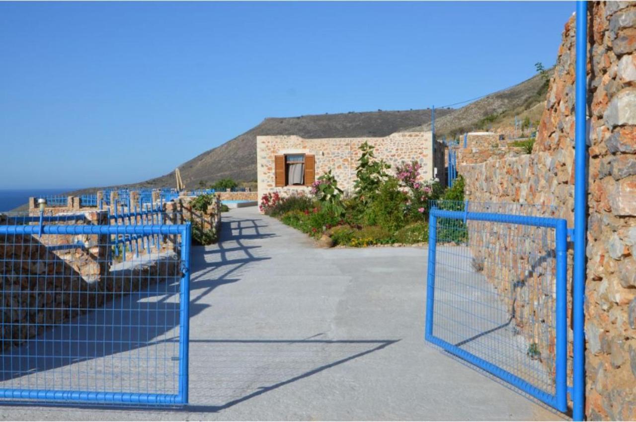 Stone Villa I In Petres Petres  المظهر الخارجي الصورة